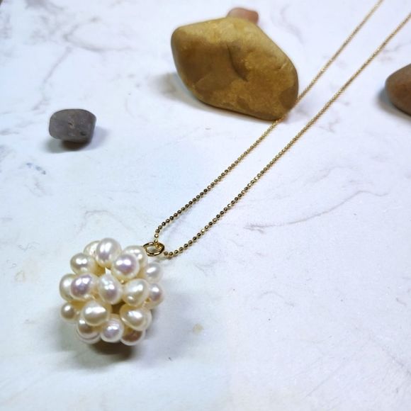 Handmade necklace freshwater pearls sphere goldfilled - Picture 3 of 4
